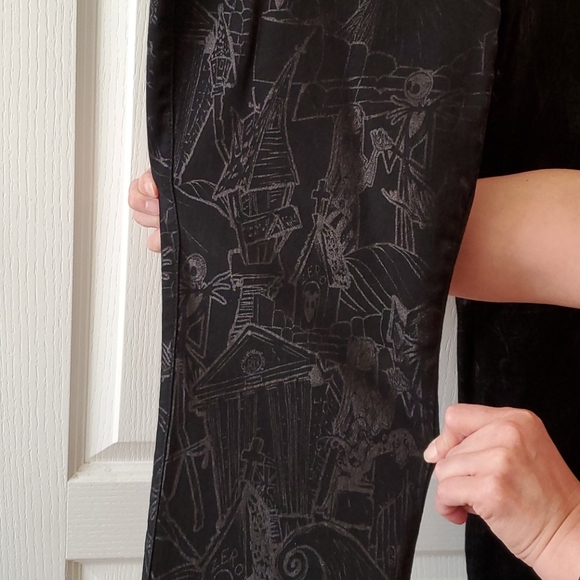 Torrid nightmare before Christmas pants - Picture 3 of 4